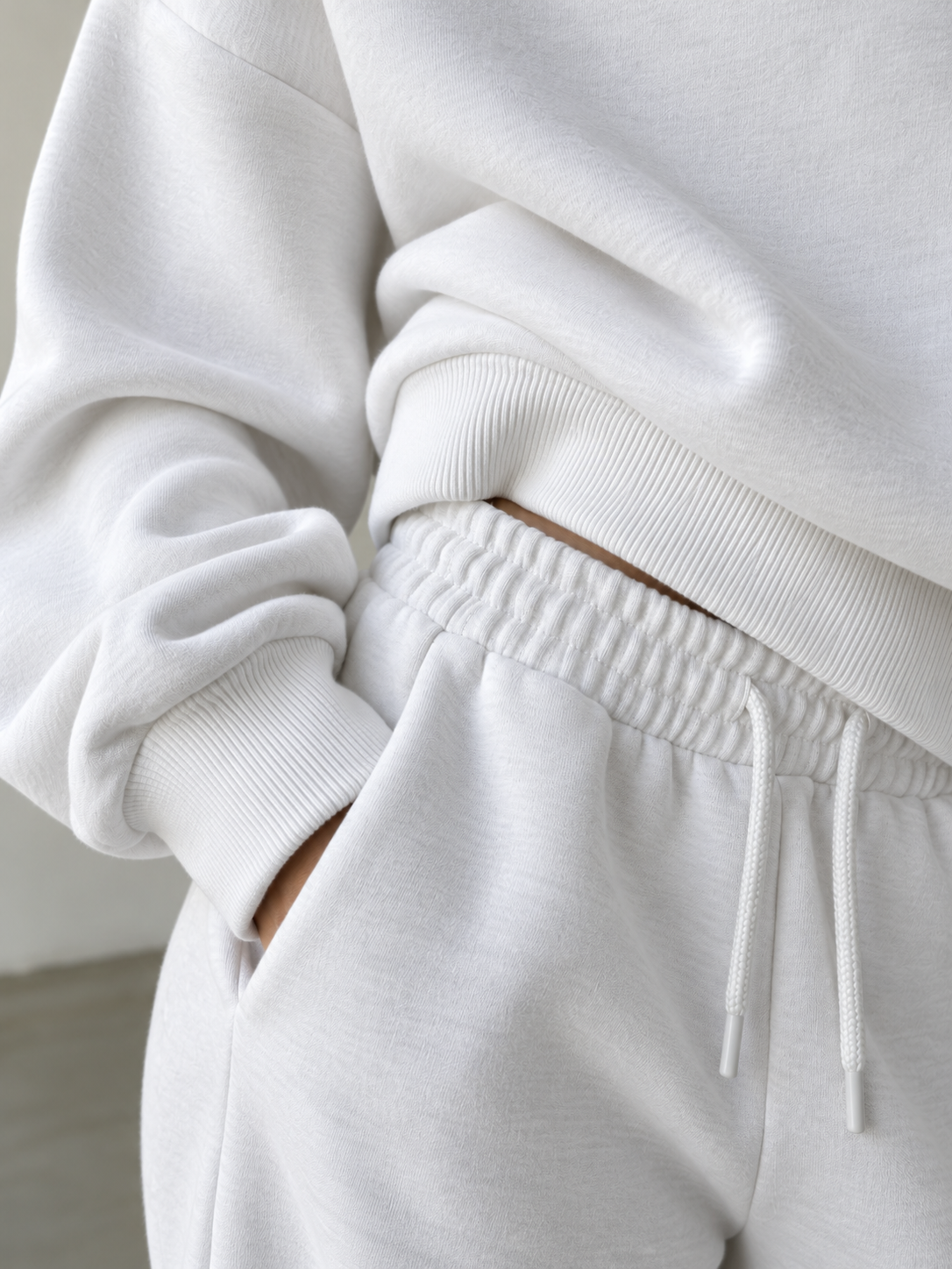 Women's Oversized Hoodie & Jogger Set – White | SOLI