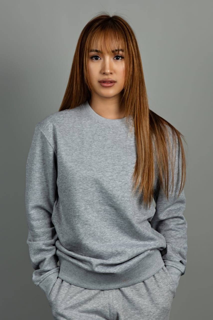 Unisex Oversized Grey Crewneck Sweatshirt - Essential Cotton Fleece